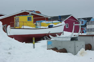 sledge and fishing boat, the life of Ilulissat
