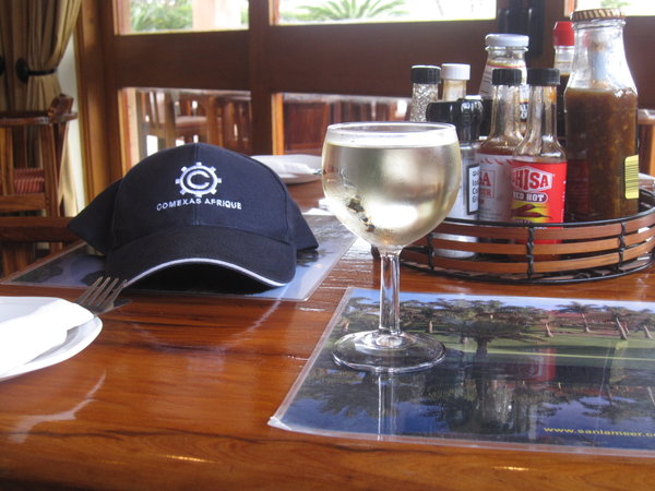 South Africa, isn't it all about nice wine on the 9th hole!
