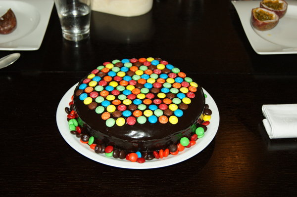 Mari bakes amazing chocolate cakes!