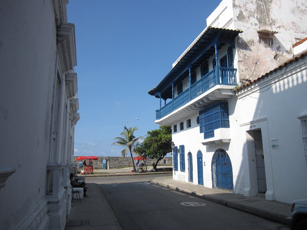Cartagena, door to the sea...