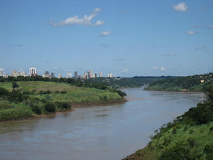 Border Paraguay-Brazil, and Foz do Iguacu in the back.