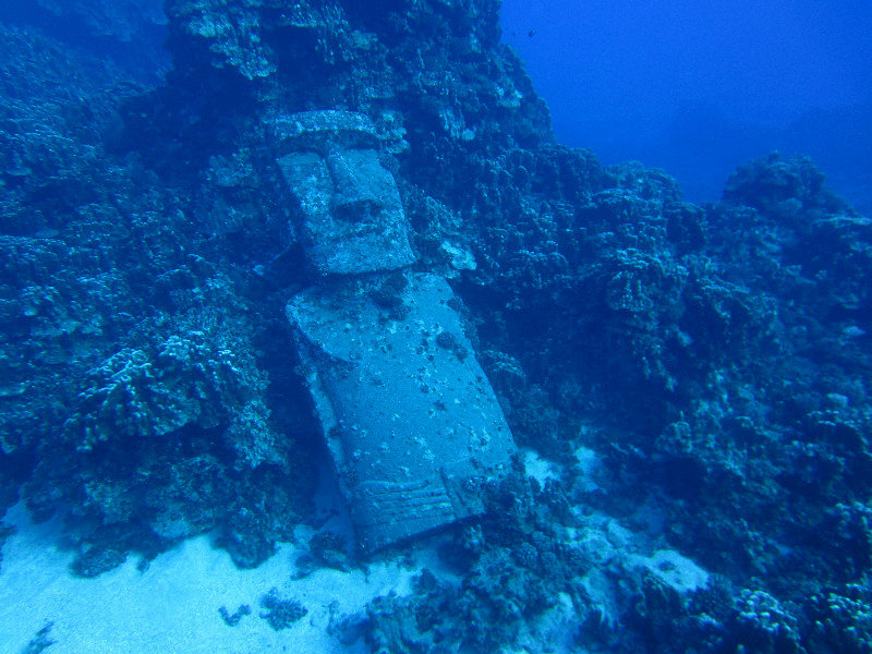 Underwater Moai...it's a fake!