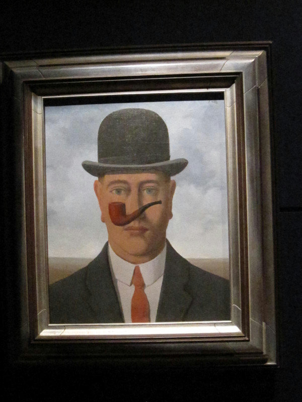 Musee Magritte!