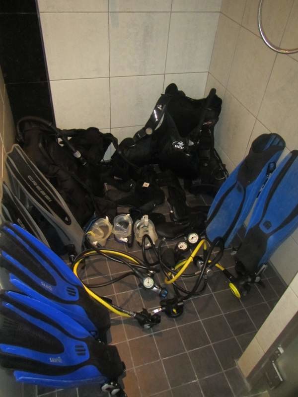 The floor of the bathroom is heated....perfect for the diving gears...