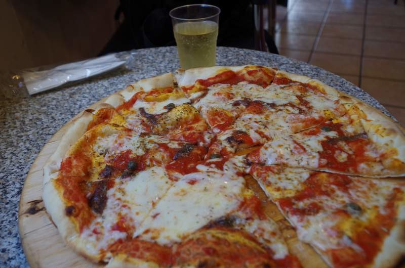 Simple lunch...amazing pizza!