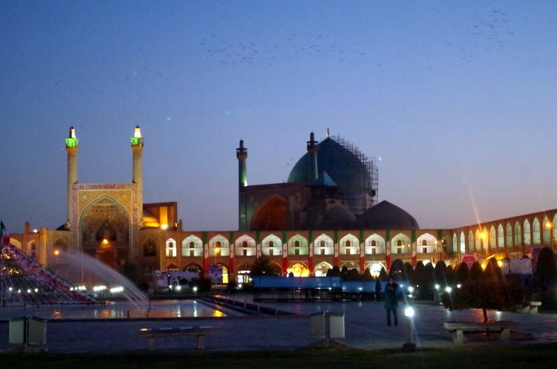 Beautiful Naqsh-e Jahan Iman Square