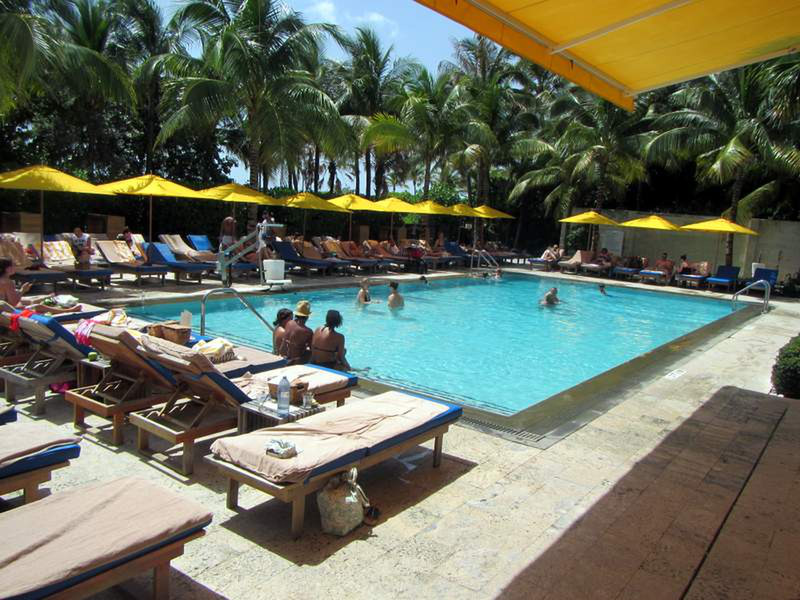 Swimming pool of the Royal Palm