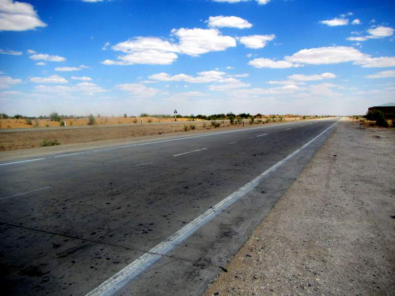 The road from Khiva....very very dry...