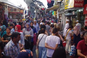 Some part of the Grand Bazar are still very crowded...