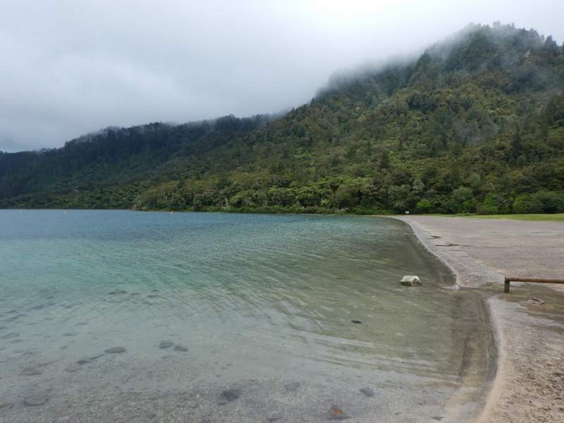 Blue lake in Rotorua