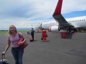 Bye Samoa...oups, no pictures on the tarmac...