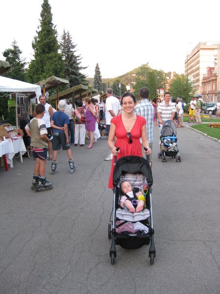 Strolling the Markets of Downtown Brasov