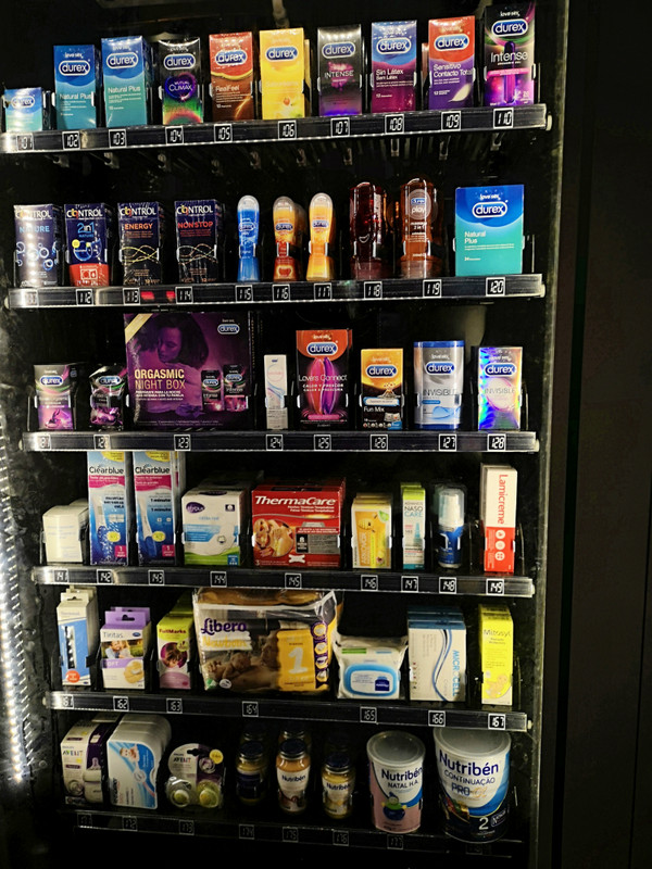 Evora handy vending machine