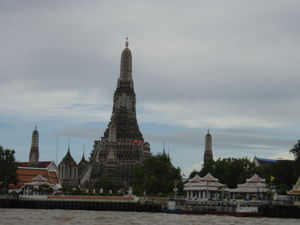 Across the river @ Wat Arun