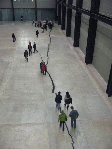 The Crack at Tate Modern