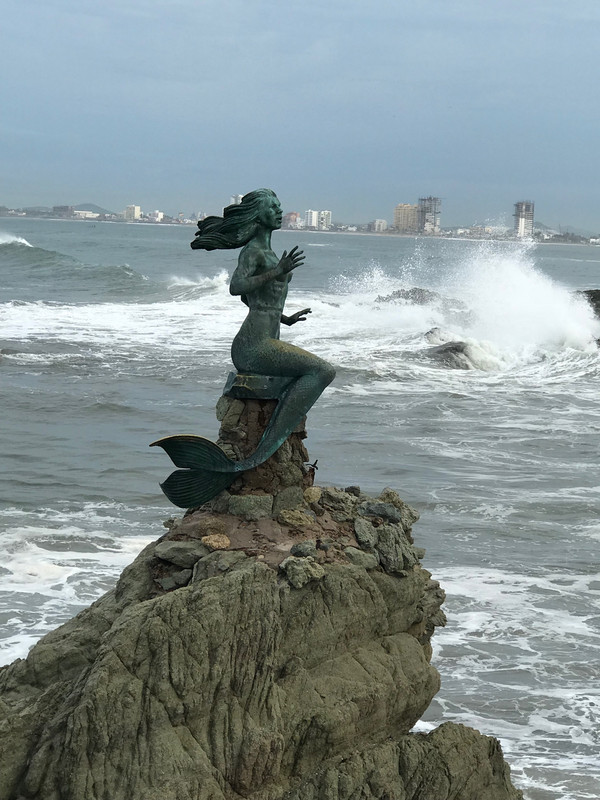 Mermaid and waves
