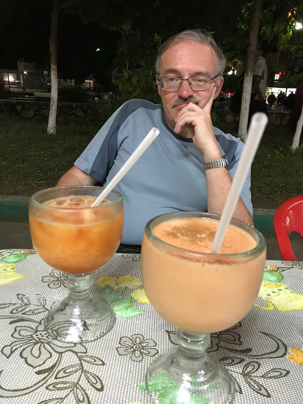 Papaya cocktails
