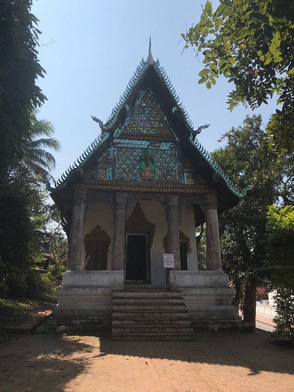 Temple on Phou Si 