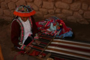 Peruvian Arts Center demonstration