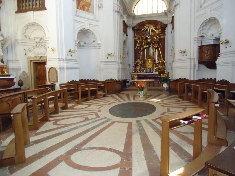 Inside Dreifaltigkeitskirche at Makarplatz
