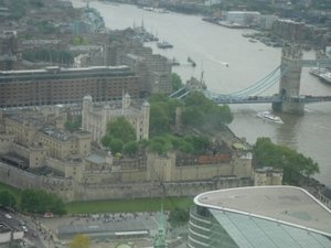 tower of london and tower bridge