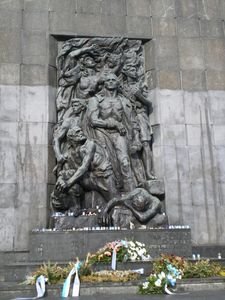 Pomnik Bohaterow 2