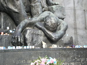 Pomnik Bohaterow 3