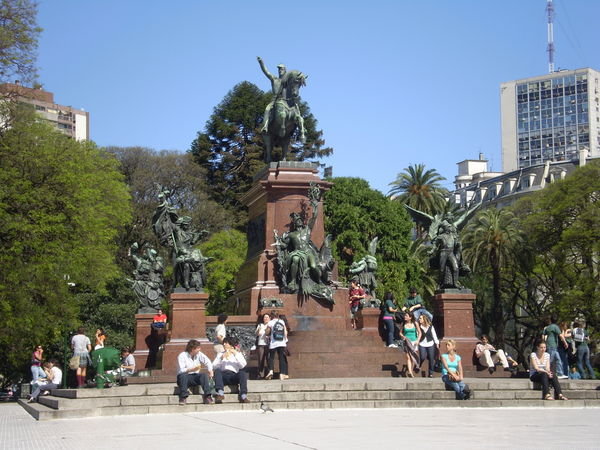 BA: plaza San Martín