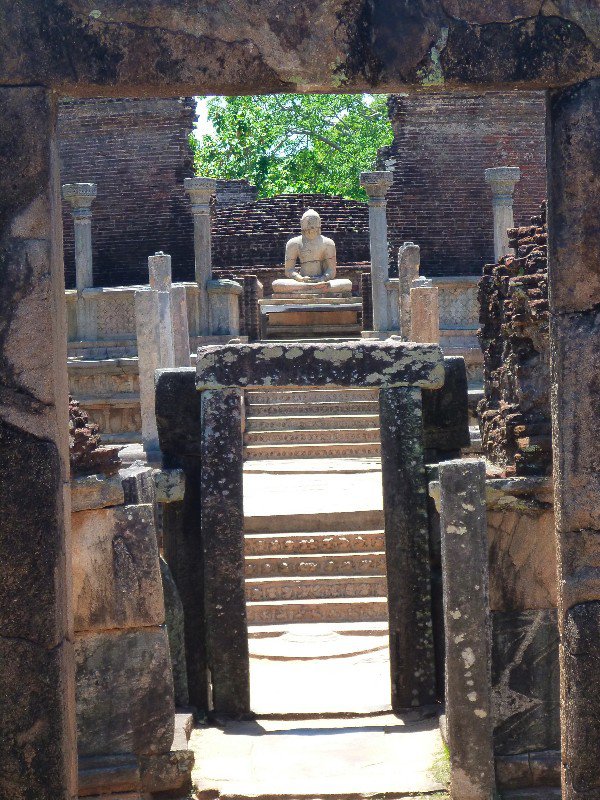 Temples- Polonnaruwa