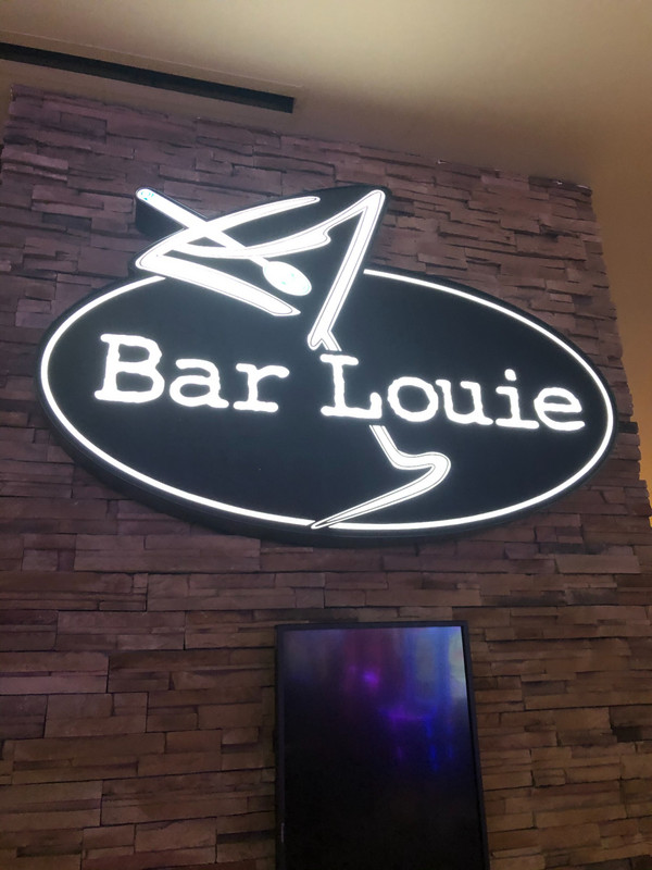 Bar Louie for dinner