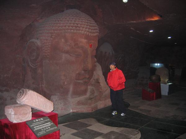 Just a warm up for the giant Buddha