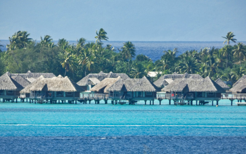 Bungalows over the water in the Lagoon