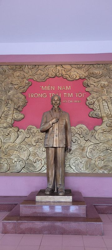 Statue of Ho Chi Min.