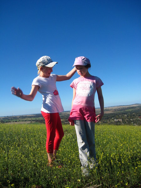 Annelise and lauren on top of Bald Hill Geurie