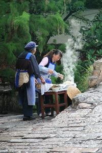   Naxi women, Lijiang