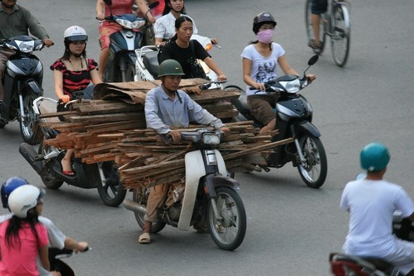 Wide Load, Hanoi