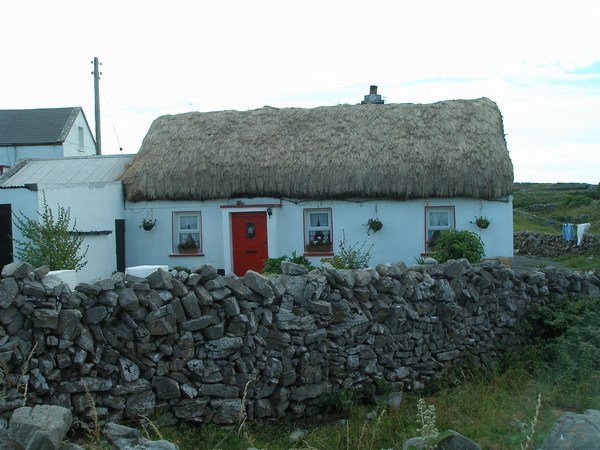 300-year old cottage on Inis Mor