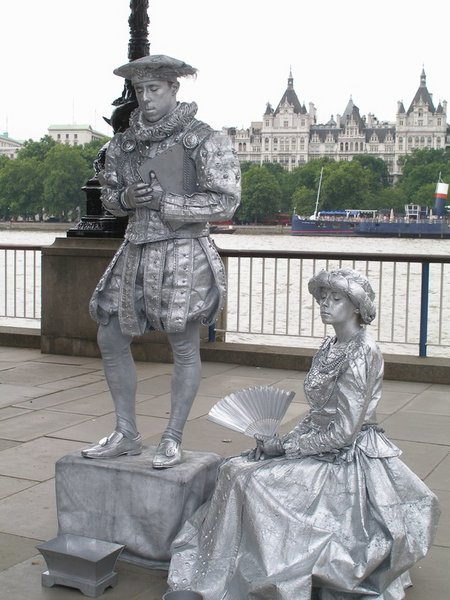 Living Statues on South Bank