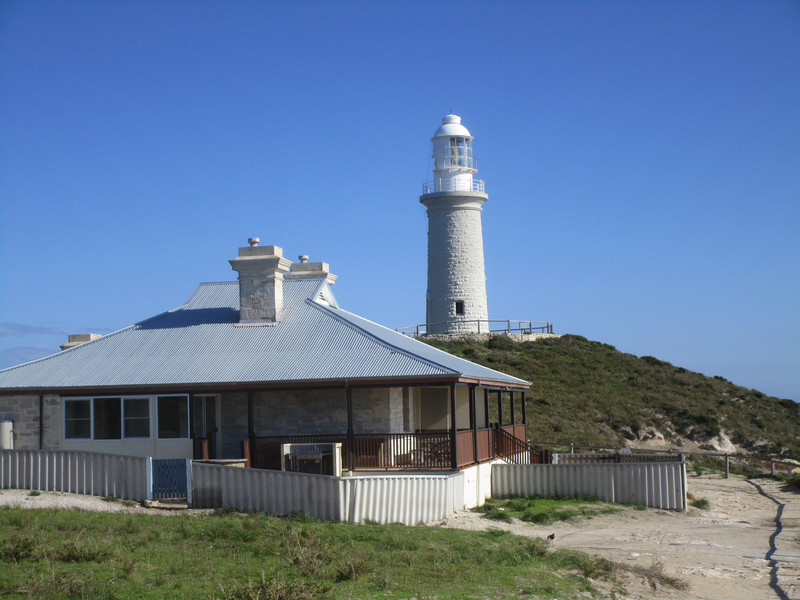 72907.21 Bathurst Lighthouse & Cottage