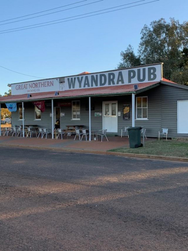 210621.1 Wyandra Pub