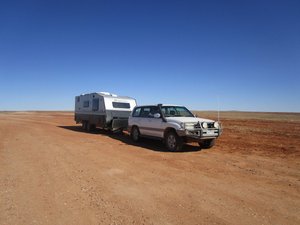 7120721.1 on the road to Boulia