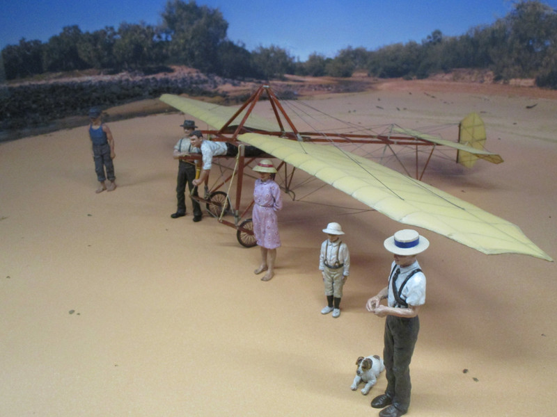 8190821.2 diorama of Hinkler's first glider flight