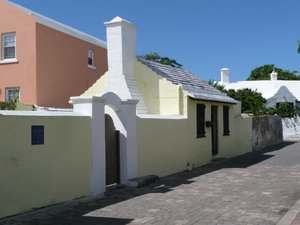Broad Alley Cottages