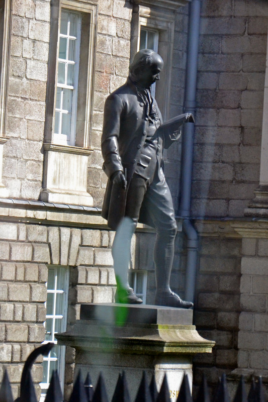 Statue of Oliver Goldsmith