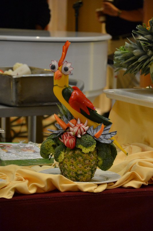 Food sculpture: Bird