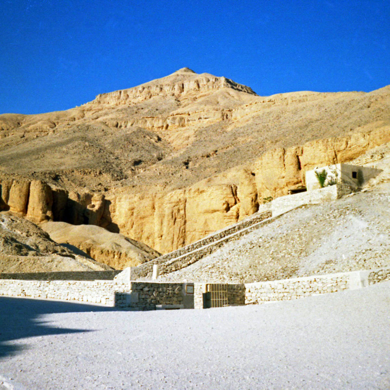 al-Qurn and entrance to Tomb of Rameses VI