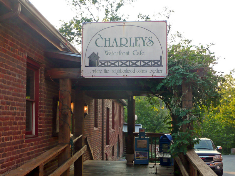 Charley's Waterfront Cafe
