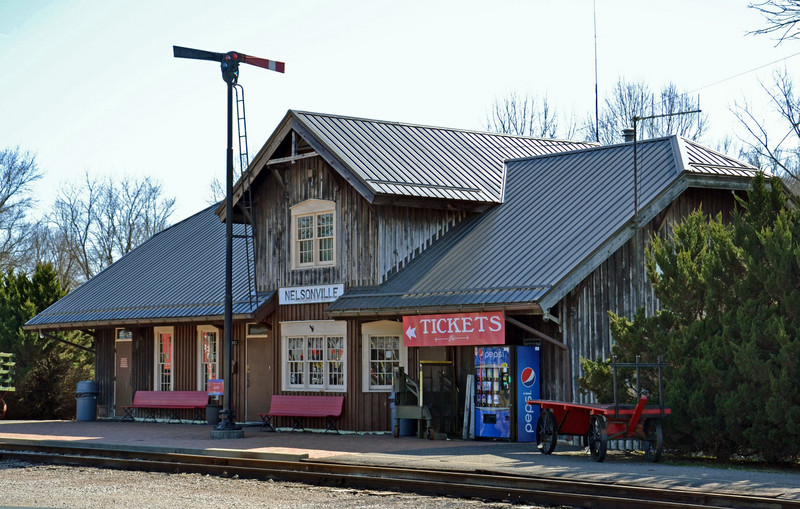 Nelsonville Station