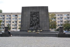 Monument to the Warsaw Ghetto Heroes