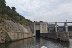 Carrapatelo Dam